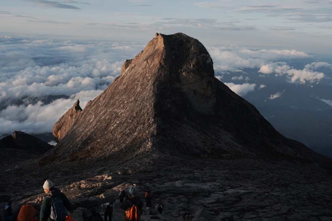St.John Peak(4,090m)